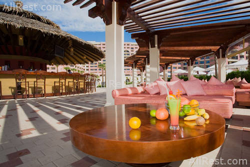 Majestic Hotel & Residence 47